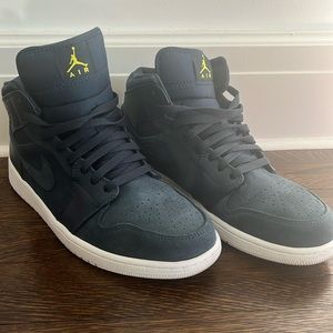 Men’s Navy Blue Suede Nike Air Jordans
